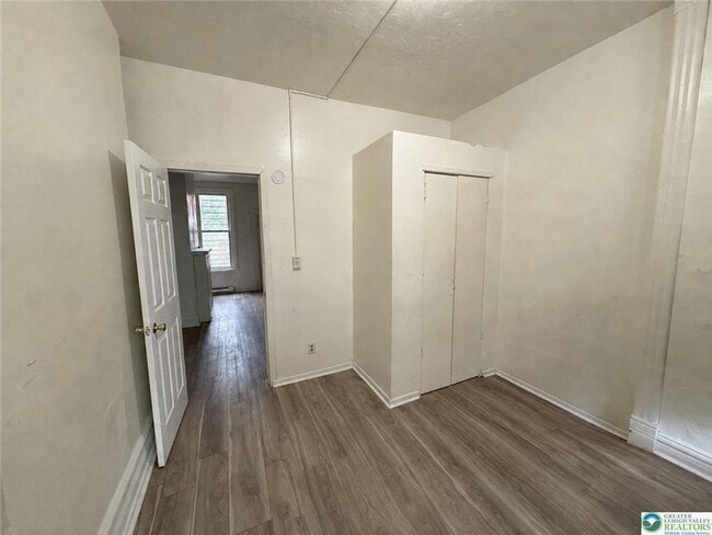 Foto del edificio - 518 Tilghman St