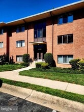 Building Photo - 10320 ROCKVILLE PIK