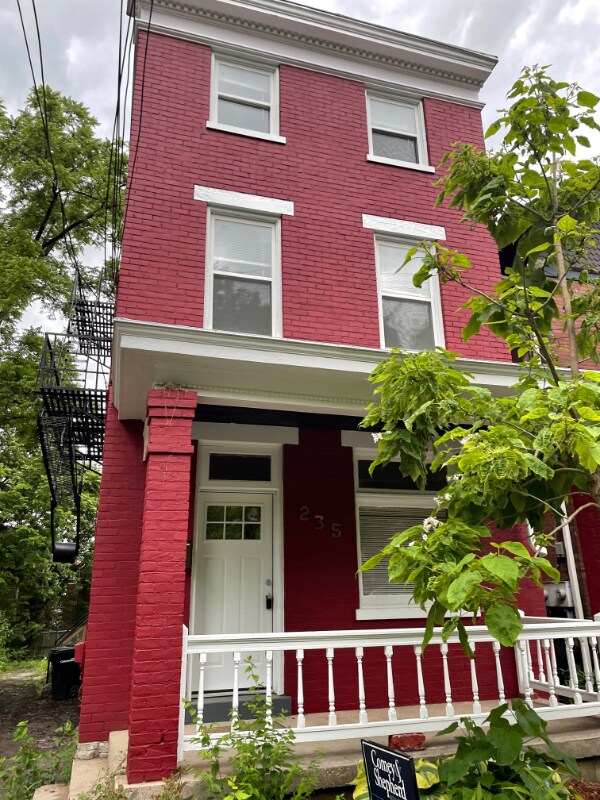 Foto principal - 235 Emming St