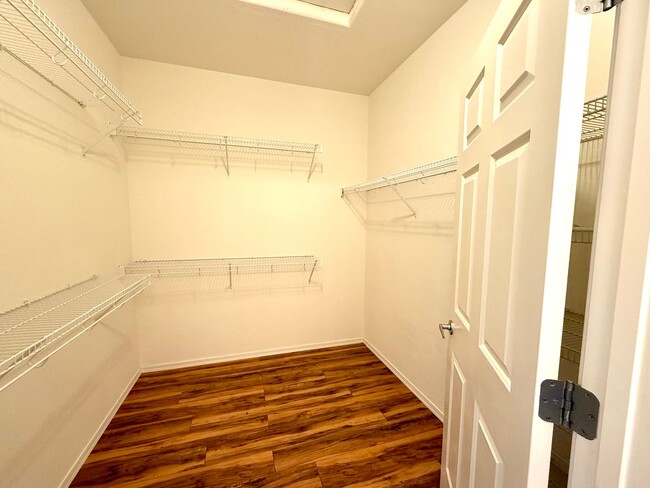 Foto del edificio - Great single-story two bedroom home in Sun City Aliante with golf course view