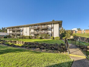 Building Photo - 19409 56th Ave W