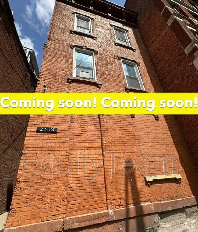 Building Photo - 2153 Loth St