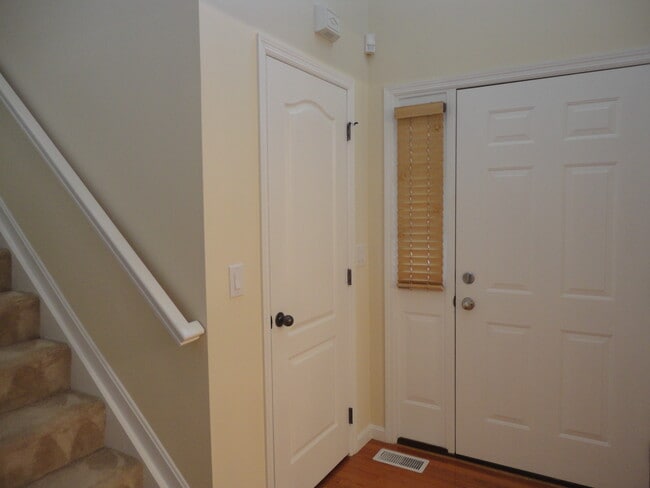 Building Photo - 8510 Ethan Ct