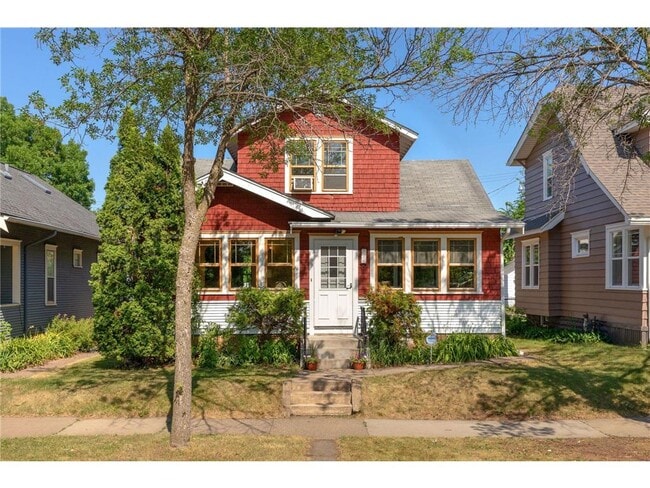 Building Photo - 620 Asbury St