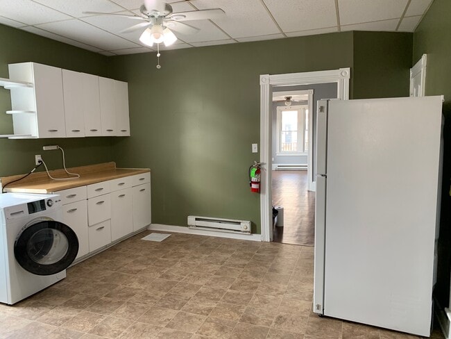 kitchen - 41 N 8th St