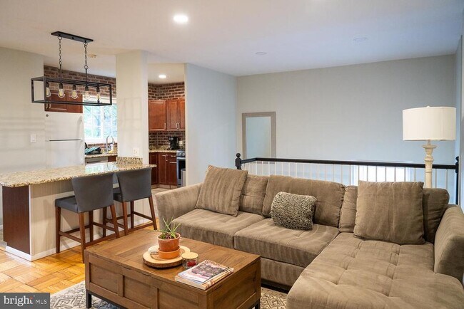 Foto del edificio - 3626 Gunston Rd