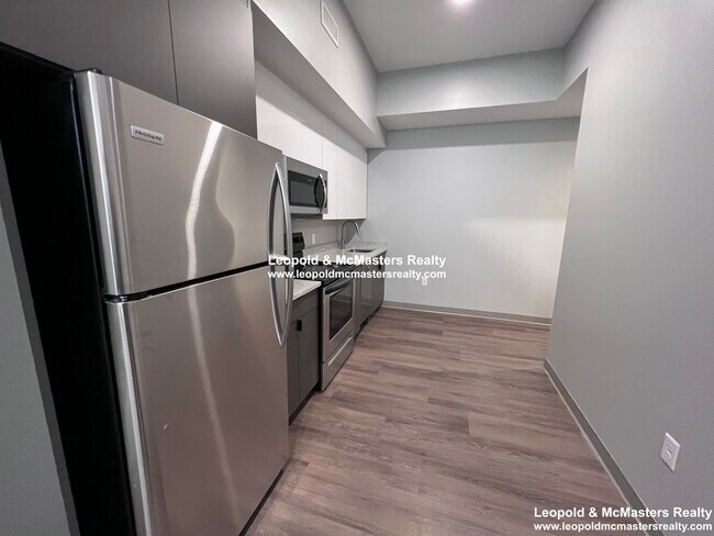 Foto del edificio - 104 Hemenway St