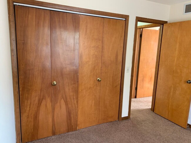 Foto del edificio - 2602 E Lawn Ct