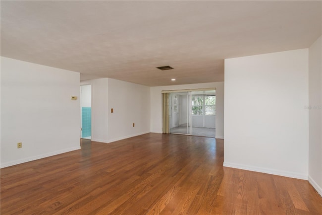 Building Photo - 3547 Morley Dr