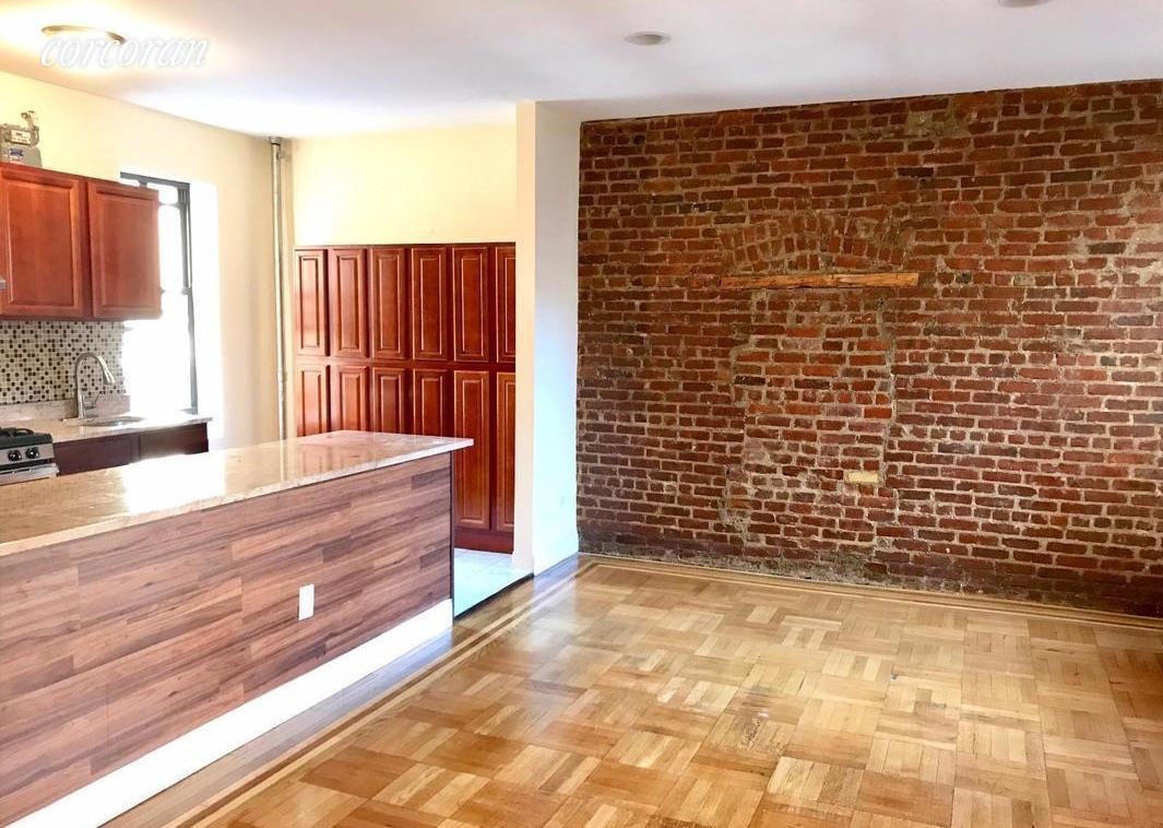 Foto principal - 712 W 176th St