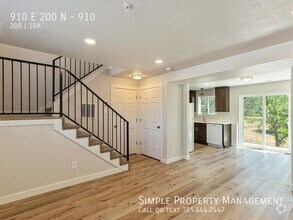 Building Photo - 910 E 200 N