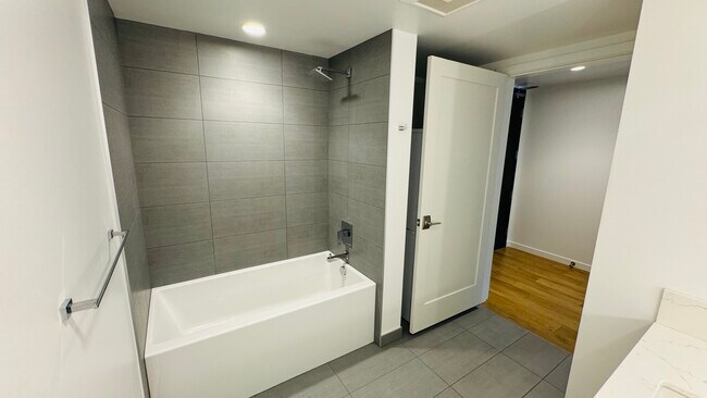 Baño - 1808 Minor Ave