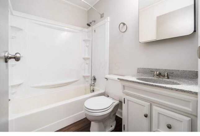 Foto del edificio - 138 Beacon Run E