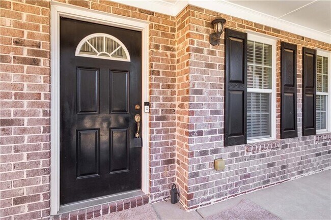 Foto del edificio - 1670 Cooper Lakes Dr