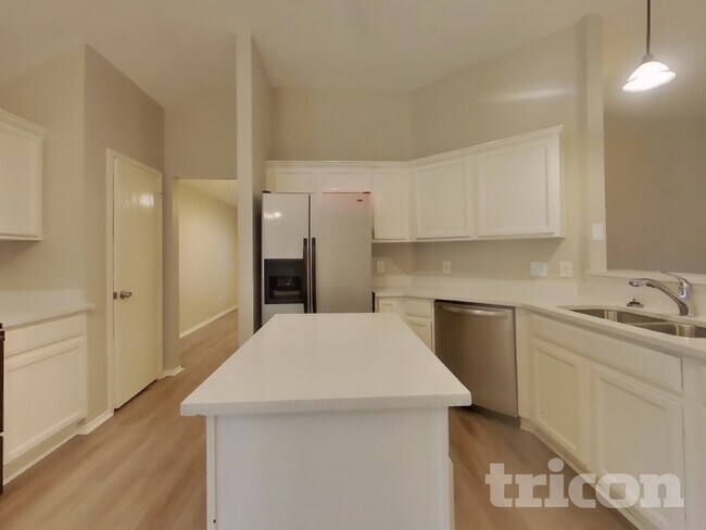 Foto del edificio - 112 Clover Leaf Ln