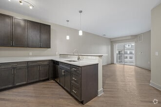 1BR, 1BA -763SF - Kitchen - Brainerd Place