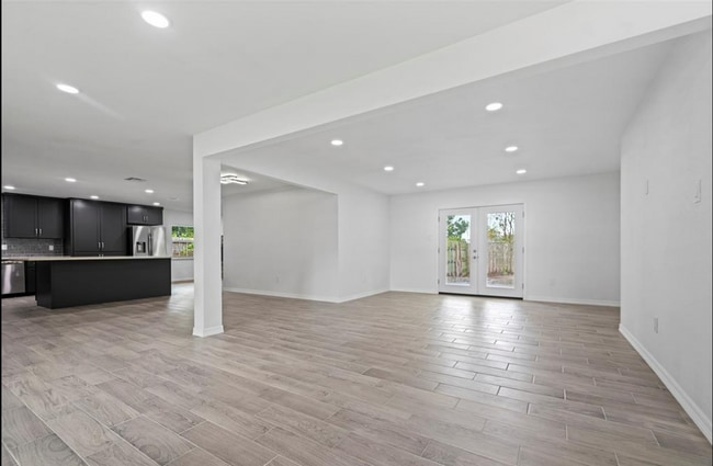 Living Room - 22 13th Ave N