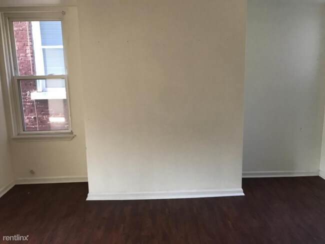 Foto del edificio - 1711 Warren St