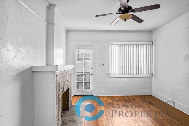 Foto del edificio - 401 E Juniper St