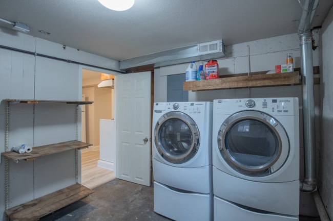 Photo - 7434 SE Duke St House