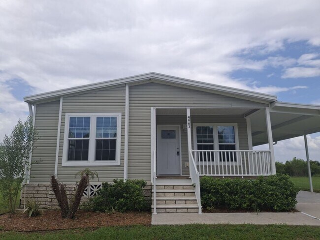 Foto del edificio - 4902 Backwoods Rd