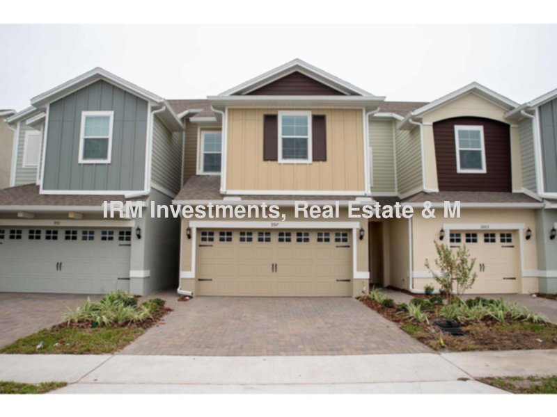Foto principal - 3 bed 2.5 bath townhome 2 car garage