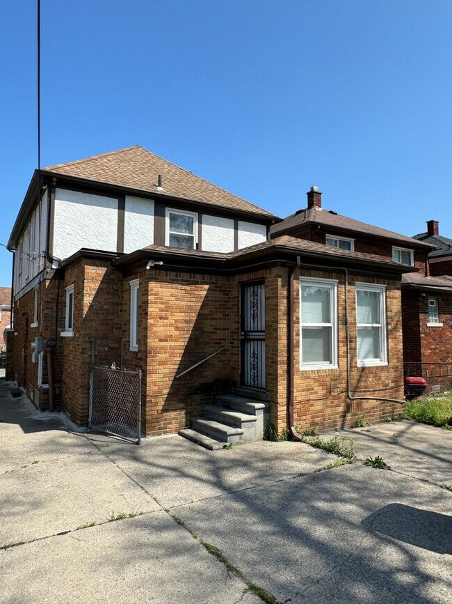 Building Photo - 18073 Woodingham COMING SOON!!