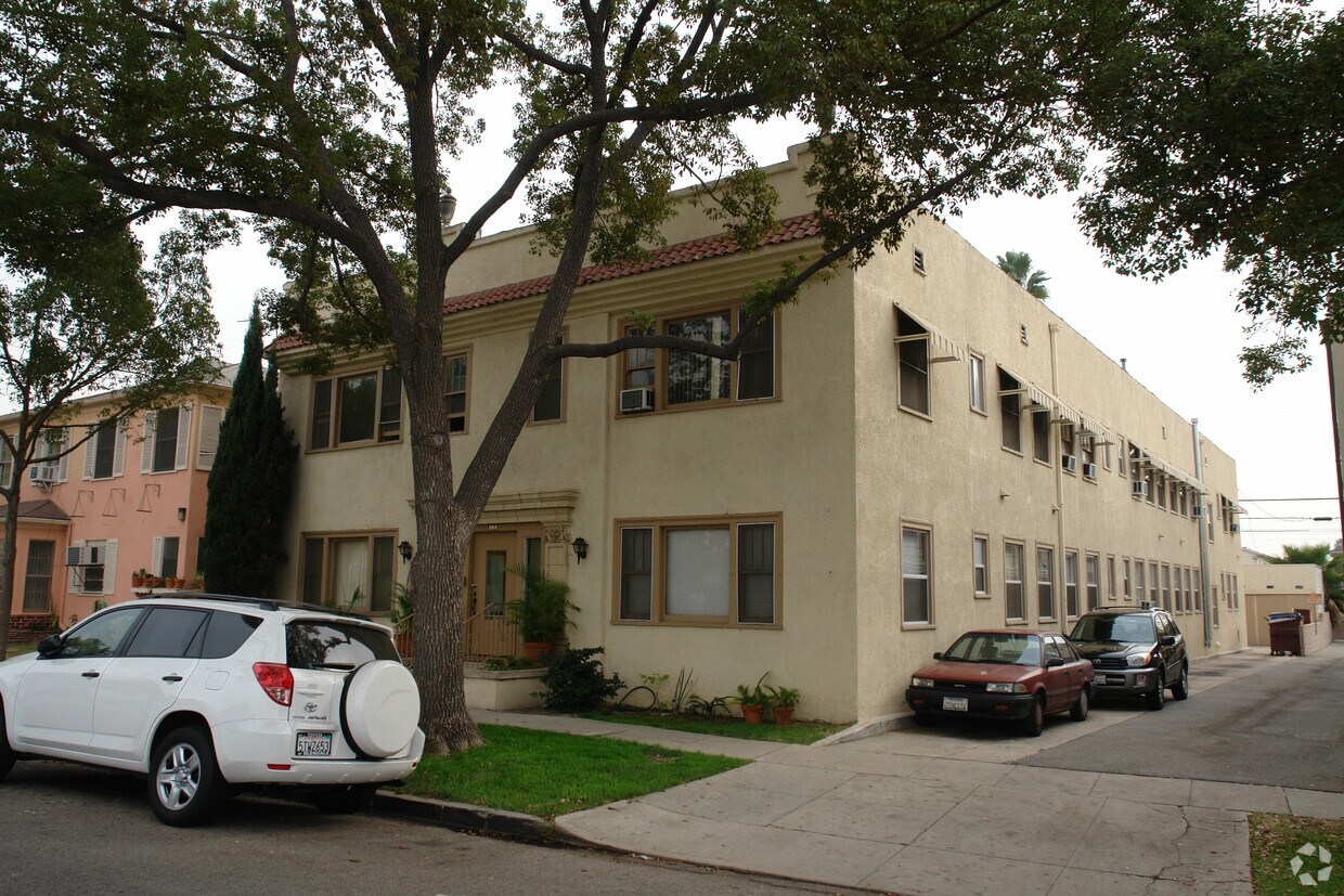 208 E Lomita ¡alejado - 208 E Lomita Ave