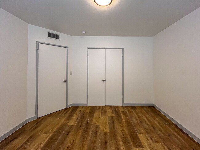 Foto del interior - 10223 S Dixon Ave