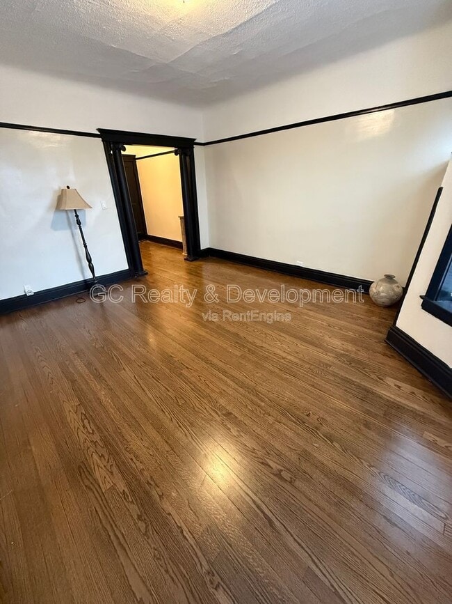 Foto del edificio - 1450 E Marquette Rd