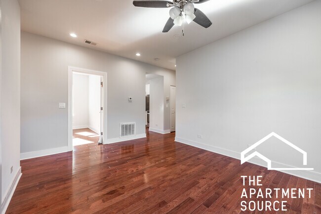 Foto del edificio - 1159 W Lunt Ave