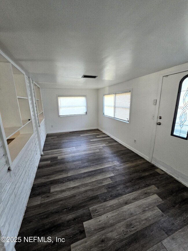 Foto del edificio - 9142 4th Ave