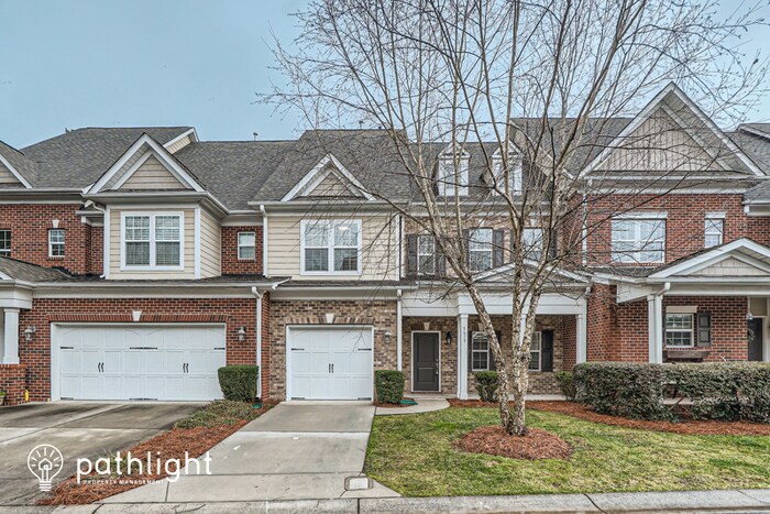 Primary Photo - 5619 Triveny Road, Charlotte, NC, 28226