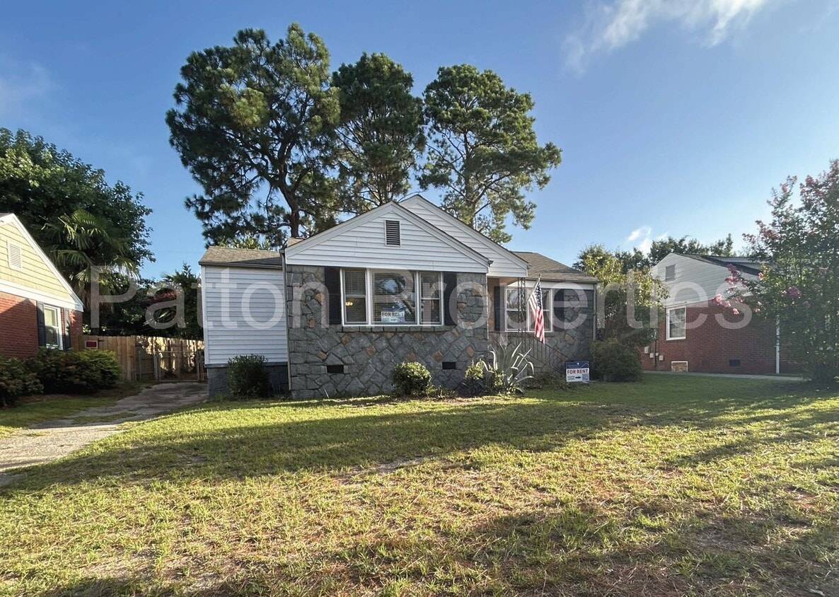 Primary Photo - West Columbia Home