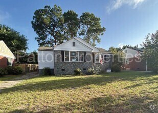Building Photo - 1624 Decree Ave