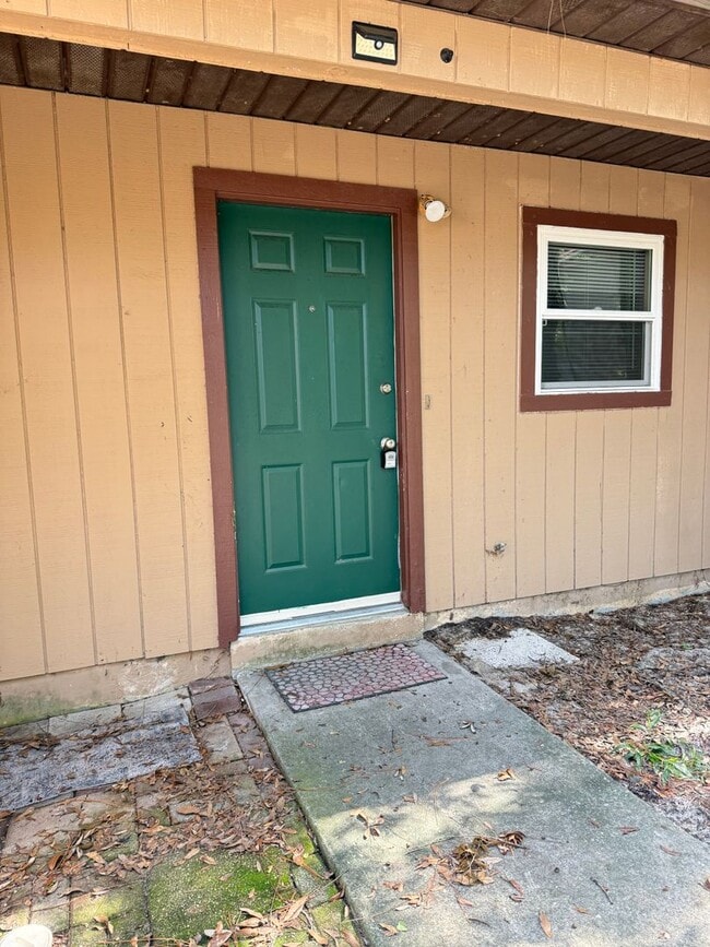 Building Photo - 1721 SW 68th Terrace