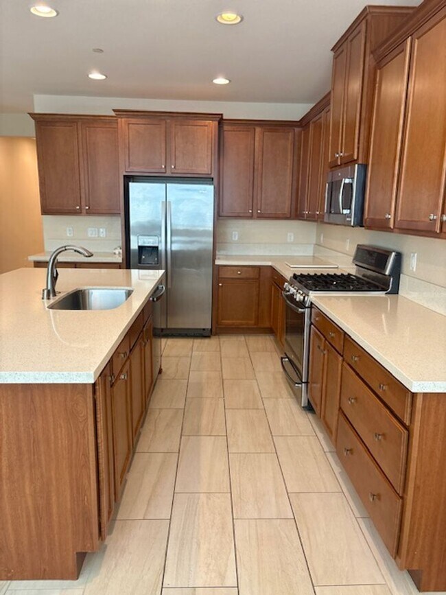 Building Photo - Beautiful two-story home in Inspirada with...
