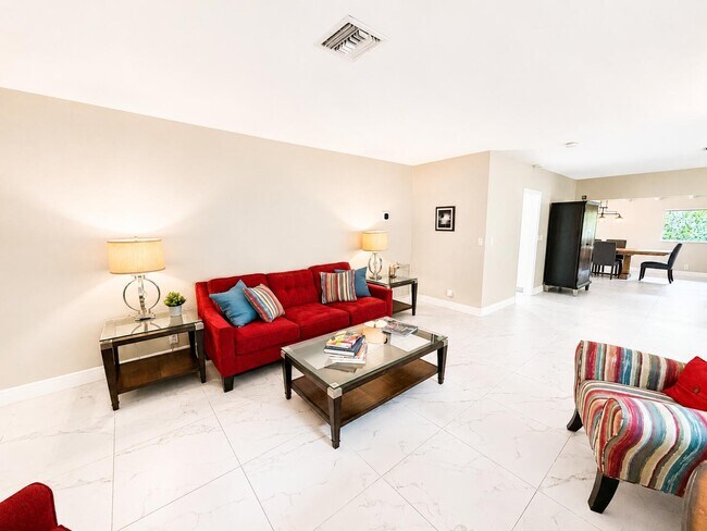 Foto del edificio - 1502 SW 24th St