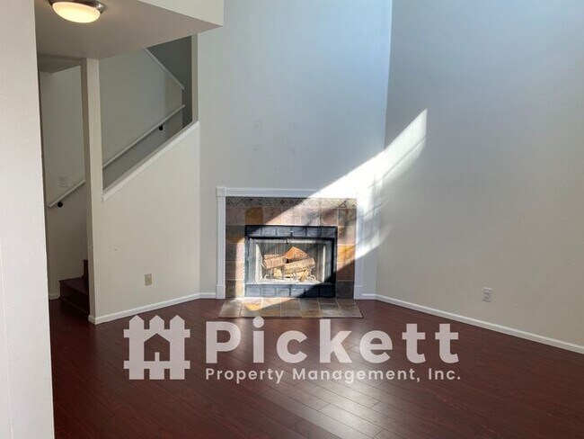 Building Photo - 3 Bedroom house in Bremerton