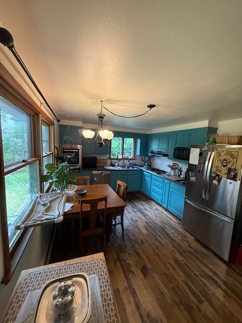 Foto del edificio - 518 Spencer Rd