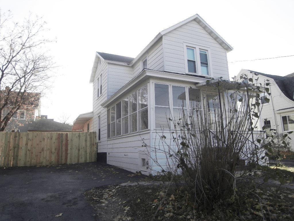 Foto principal - 2711 Milton Ave