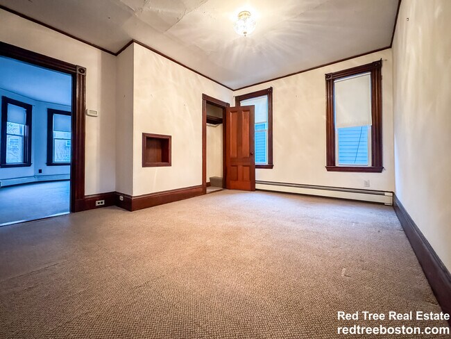 Building Photo - 86 Chestnut Pl