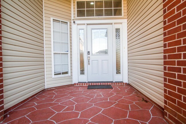 Building Photo - 4518 Stevewood Dr