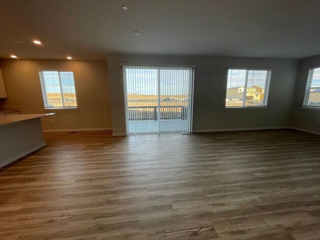Building Photo - Charming 3b/3b New Build In Erie- Availabl...