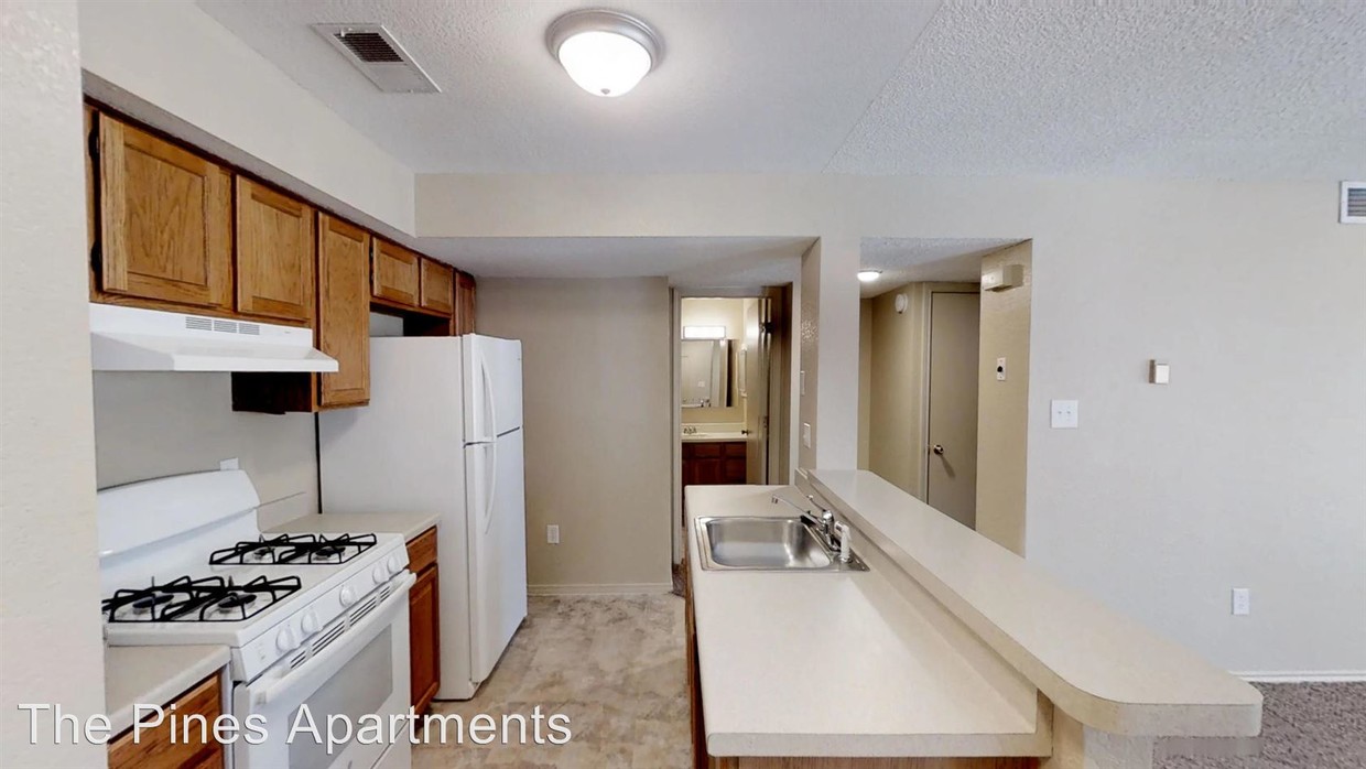 Primary Photo - 2161-2161 Stardust Ct