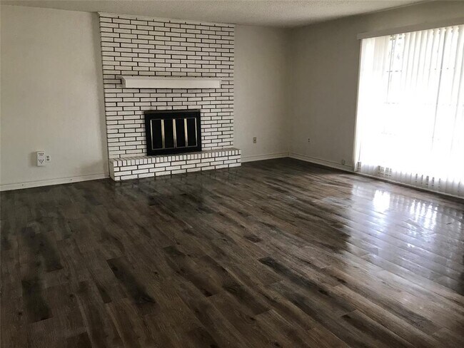 Foto del edificio - 3375 S 27th St