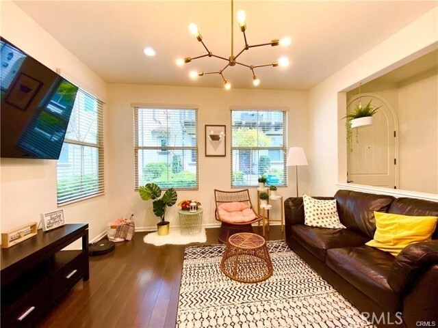 Building Photo - 62 Emerald Clover