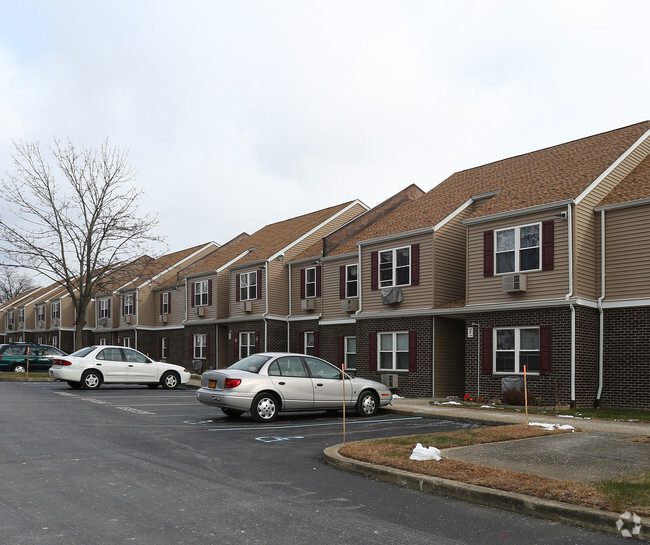 Foto del edificio - Poughkeepsie Village