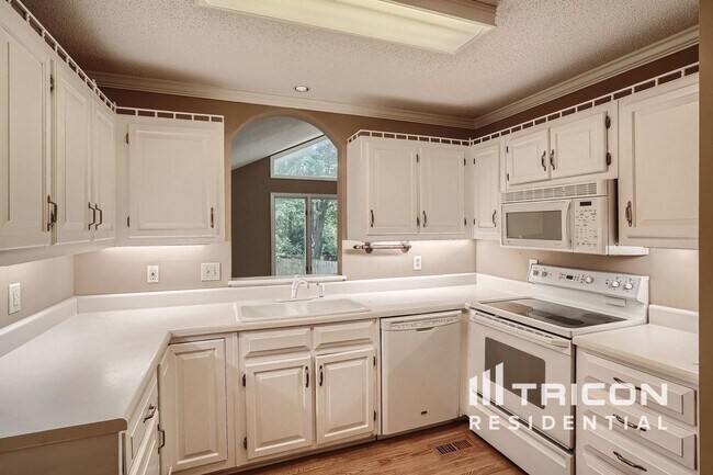Foto del edificio - 1010 Maidstone Ct