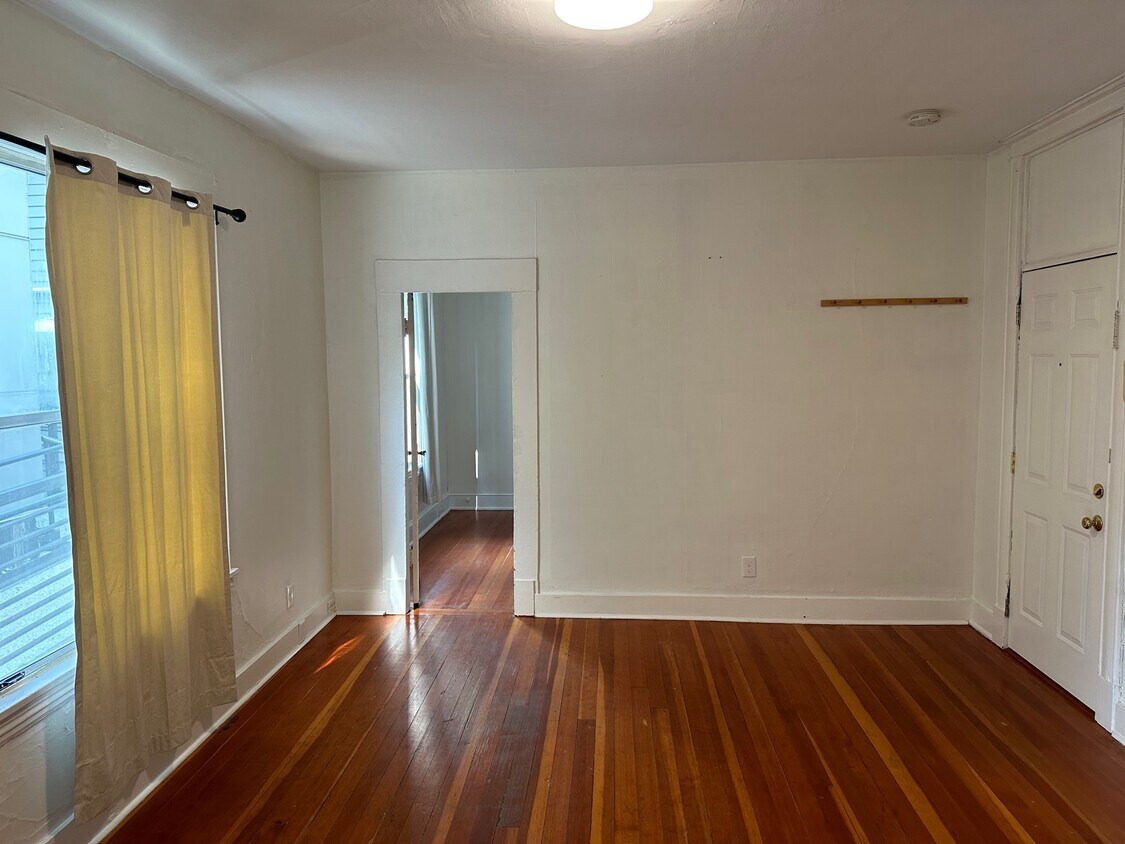Living Room - 4114 Fremont Ave N